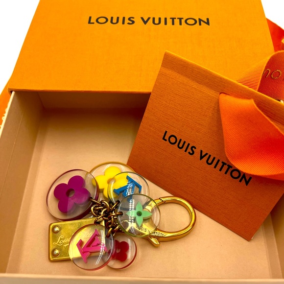 Louis Vuitton Accessories Louis Vuitton Key Ring Holder Bag Charm Porto Cle Fleur Charm Box